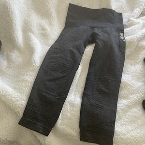 Crop grey gymshark leggings